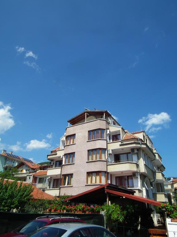 Guest House Olimpiya Sveti Vlas Exterior foto